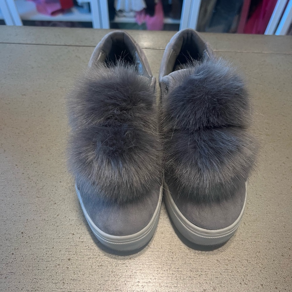 Sam Edelman Gray Fur Pom Pom Sneakers